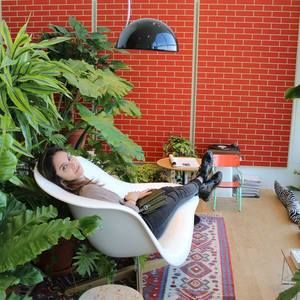 Meet your Posher, Adriana